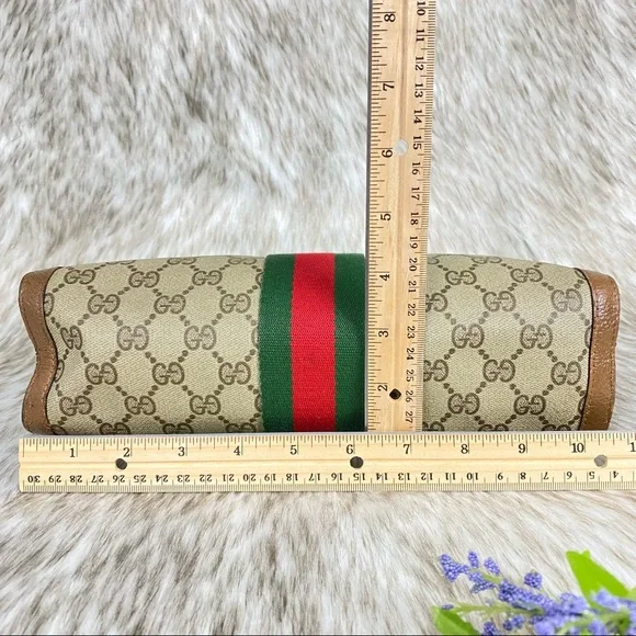 Gucci Parfums Sherry Clutch Bag - Picture 13 of 13